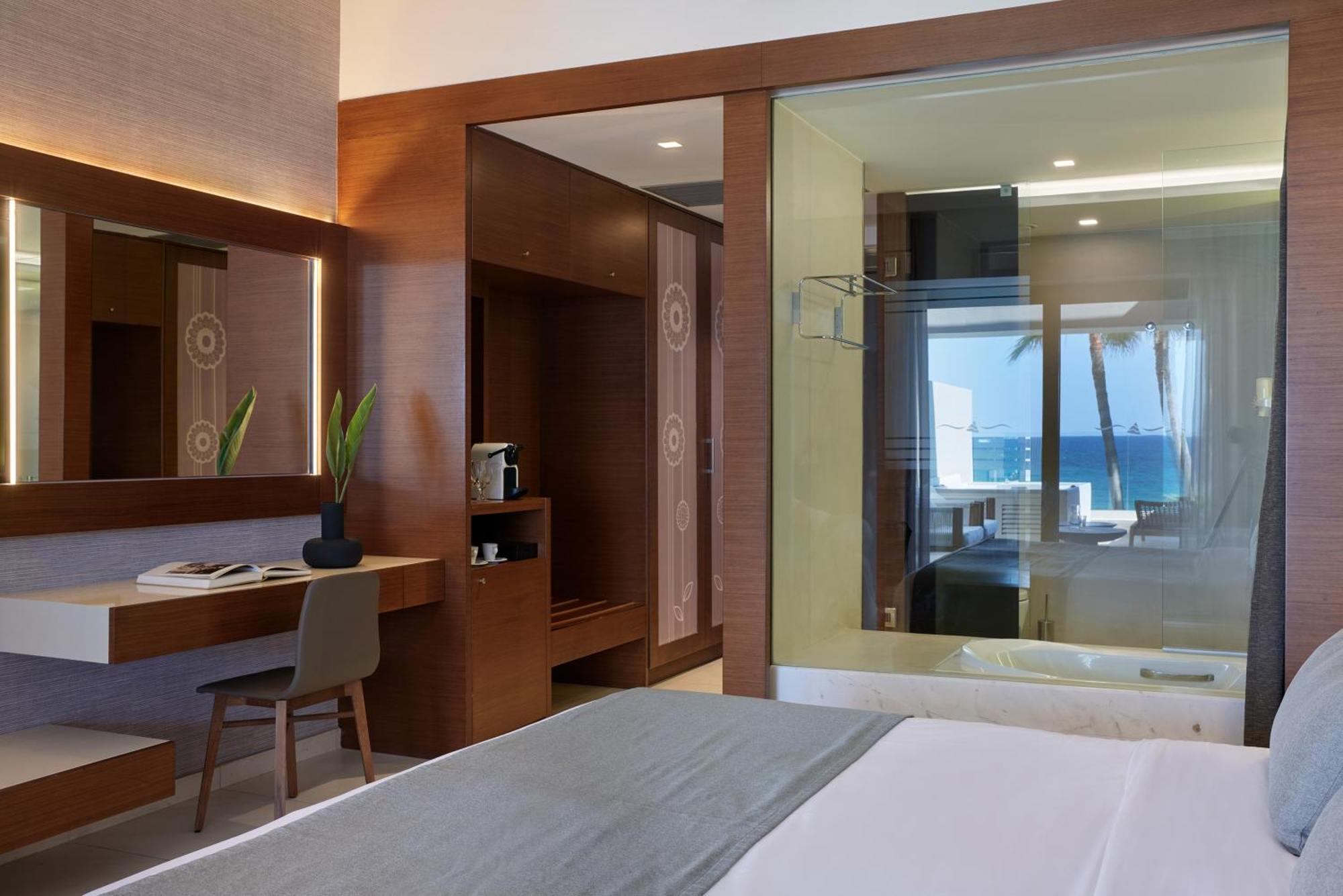 Atlantica Kalliston Resort - Adults Only Stalós 외부 사진